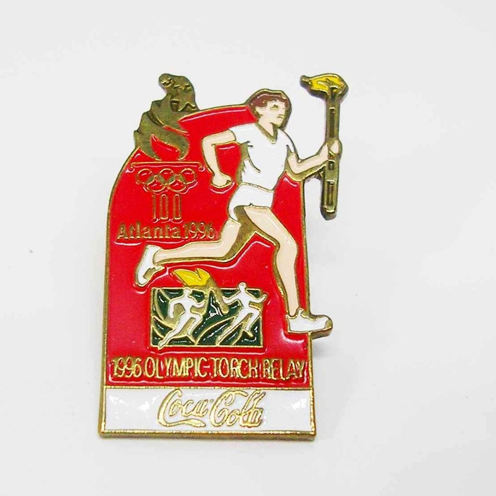 Lapel Hat Pin Coca Cola 1996 Atlanta Olympic Torch Relay Souvenir